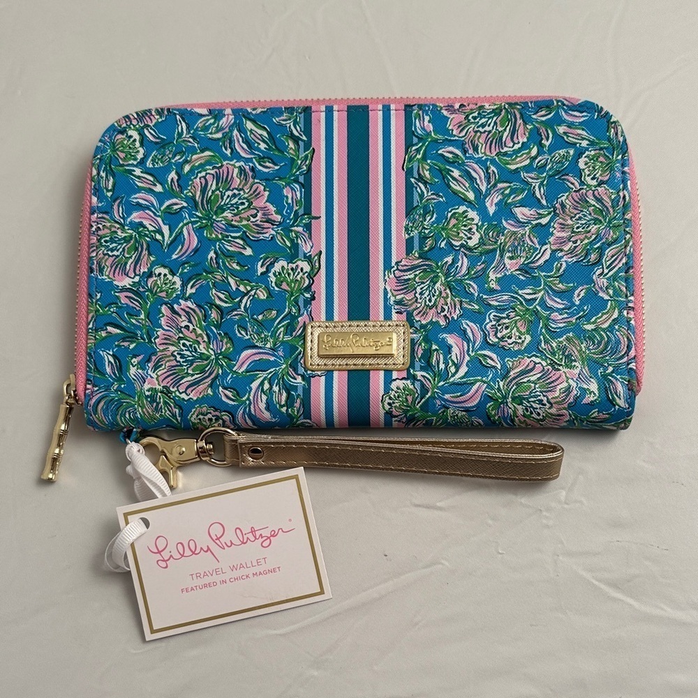 Lilly Pulitzer Travel Wallet with passport holder in Chick Magnet